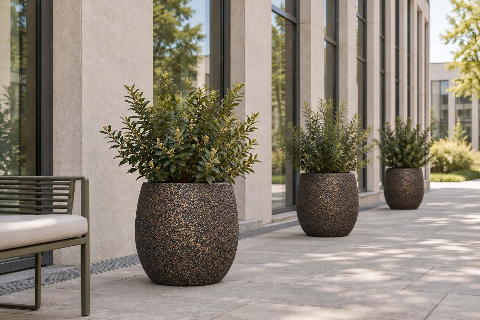 Fioriera Vaso in Fibra di Vetro "Viola" – Fioriera Rotonda in finitura Basse — vista 7 di 12
